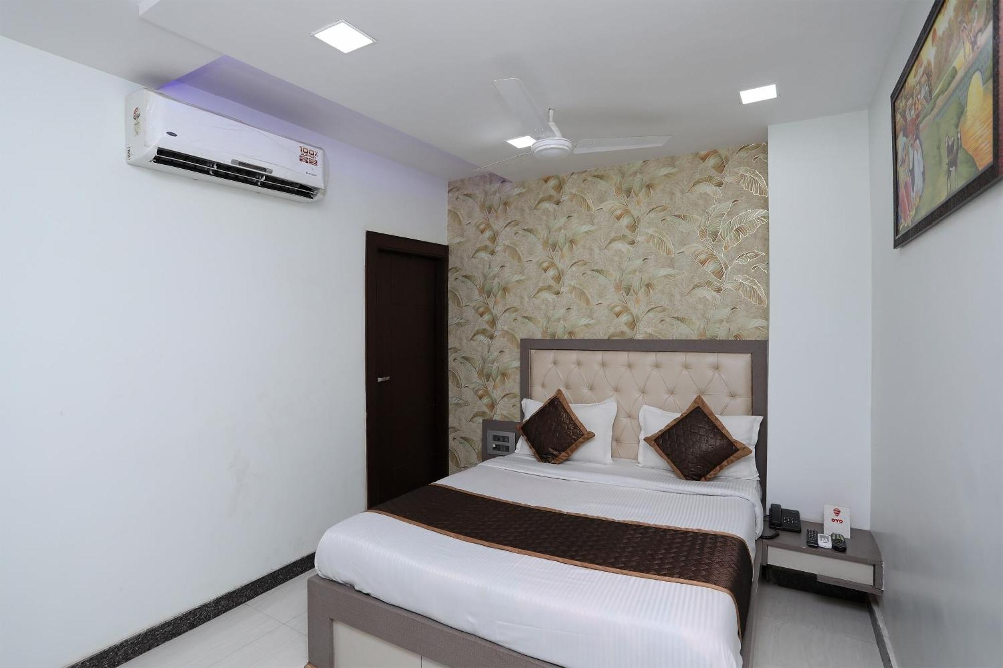 Oyo Hotel Vaishnavi Heritage Inn Agra  Exterior photo