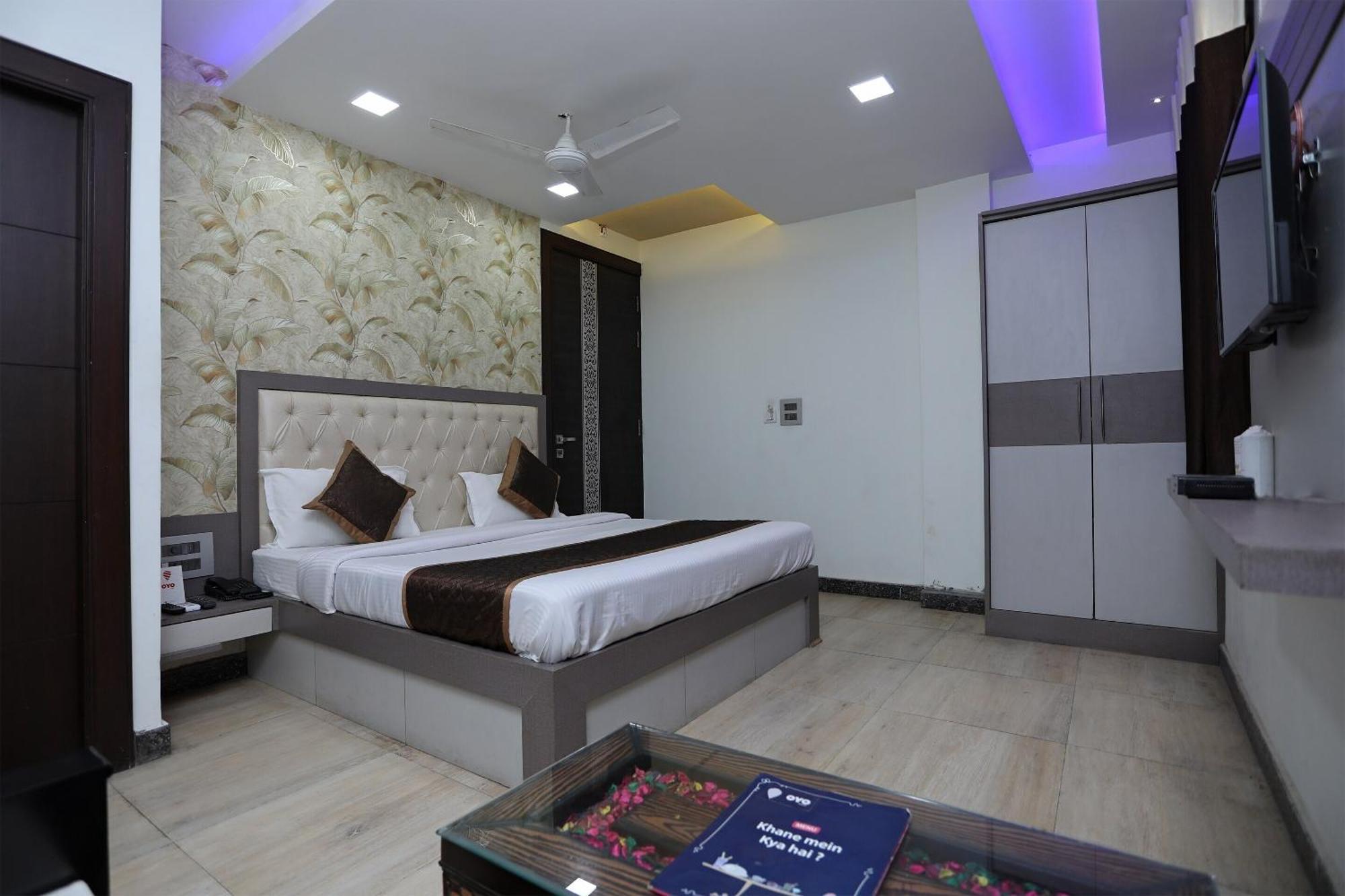 Oyo Hotel Vaishnavi Heritage Inn Agra  Exterior photo