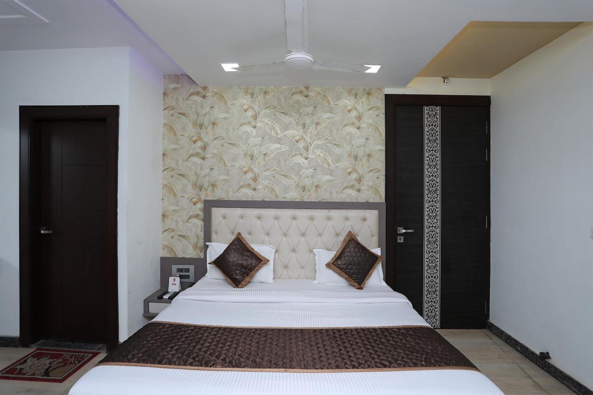 Oyo Hotel Vaishnavi Heritage Inn Agra  Exterior photo