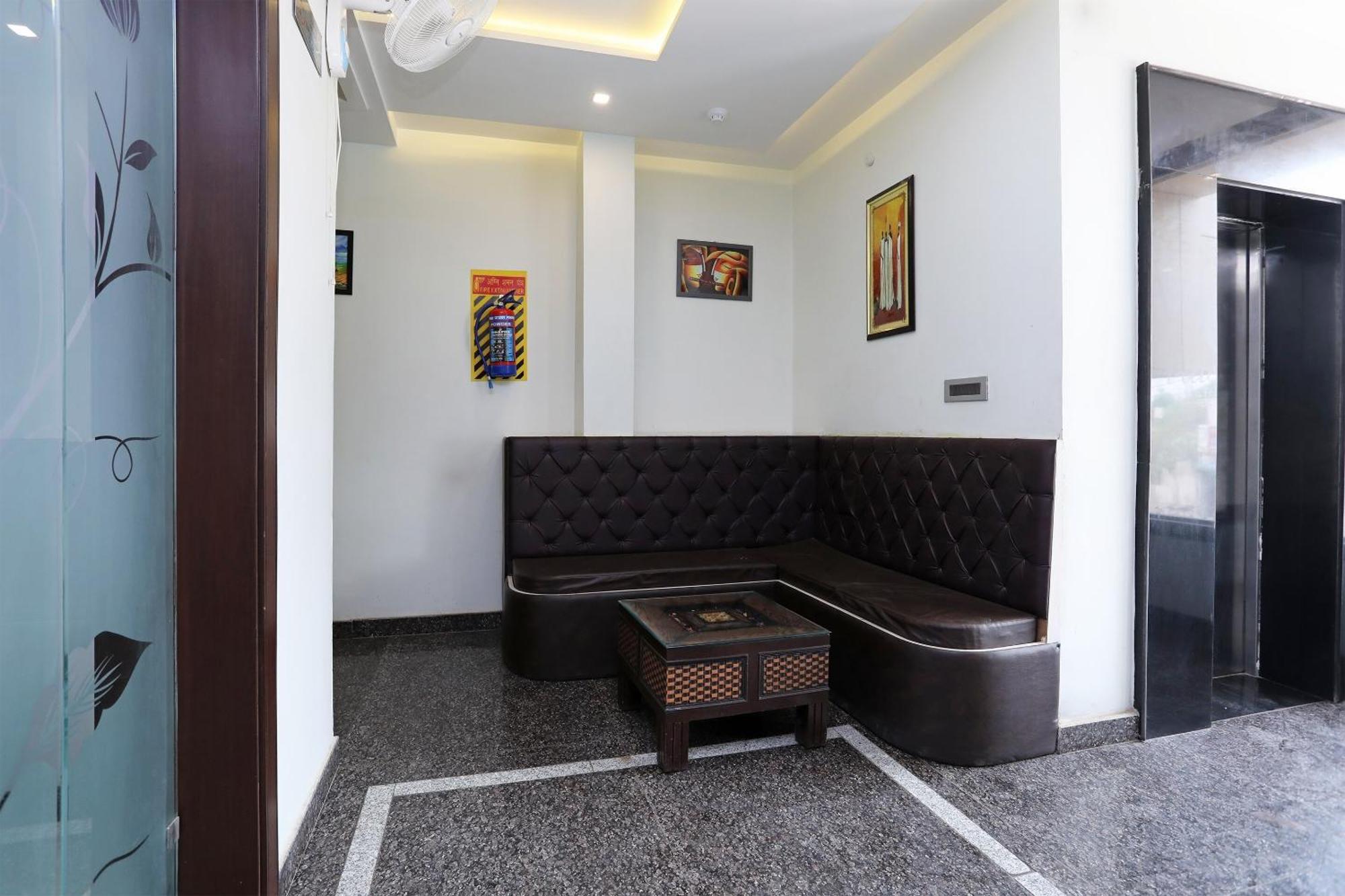Oyo Hotel Vaishnavi Heritage Inn Agra  Exterior photo