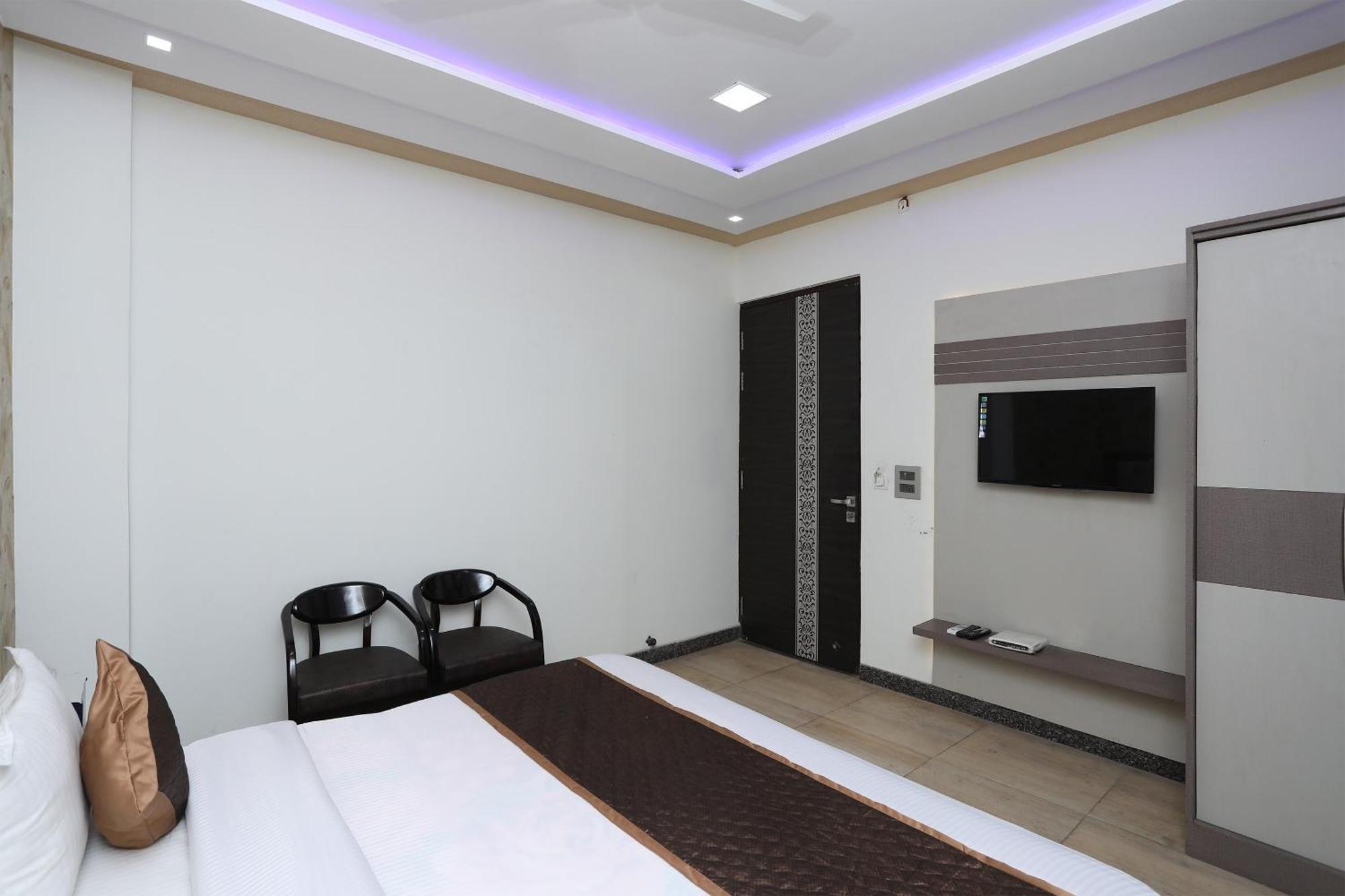 Oyo Hotel Vaishnavi Heritage Inn Agra  Exterior photo